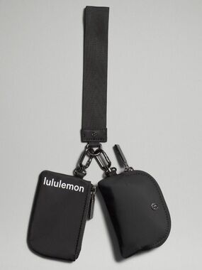 lululemon athletica NWT Dual Pouch Wristlet Strap Key & Accessory Holder Black